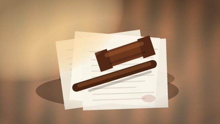木製ガベルと法的な書類が置かれた木製デスクの、暖かく信頼できる雰囲気のイラスト